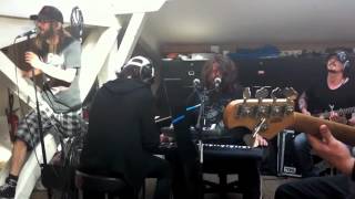 Shaka Ponk - Let&#39;s Bang en iPhone Live Session