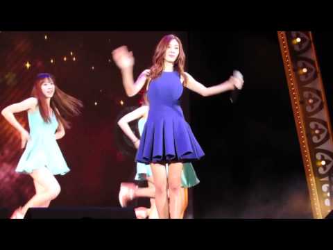 Black & White G Na 지나 Live @ Garden Stage, Lotte World