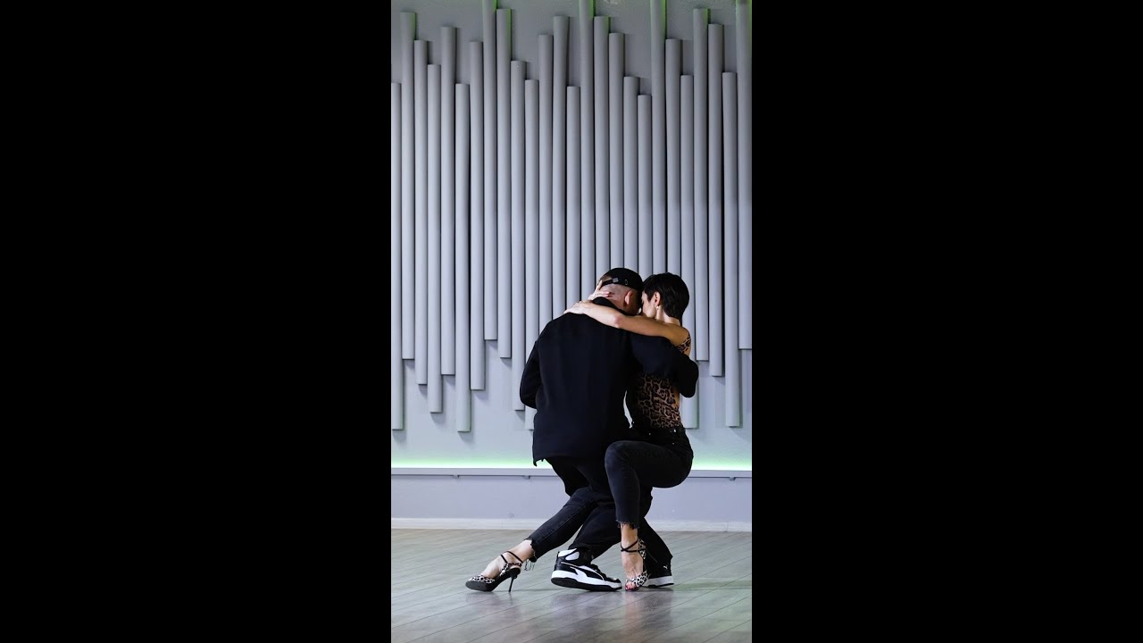 Street Tango. Pavel Sobiray and Sabrina Amuchastegui.