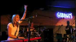 Salvador Santana Live