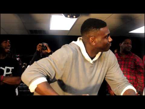 Collard Greenzz vs Swag