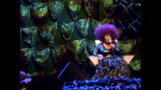 Elza Soares - Luz Vermelha