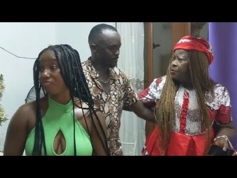 Maa chris la sugar mummy de Kritikos - MAA CHRIS 16