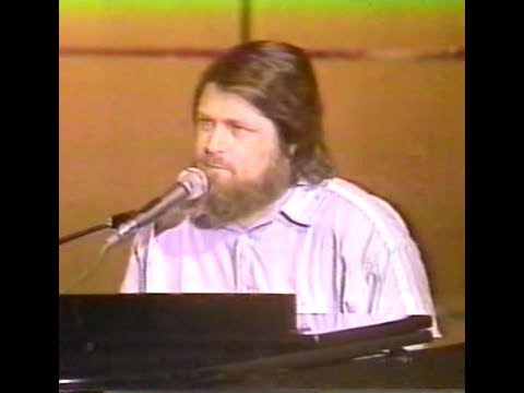 The Beach Boys - Beach Boys Medley (1981 American Bandstand)