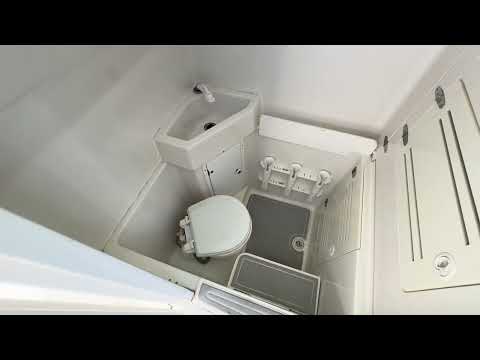 2005 Jupiter 38 FS Video