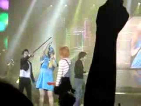 120408 SS4 in Paris | Super Junior playing with a Bra! (120406)