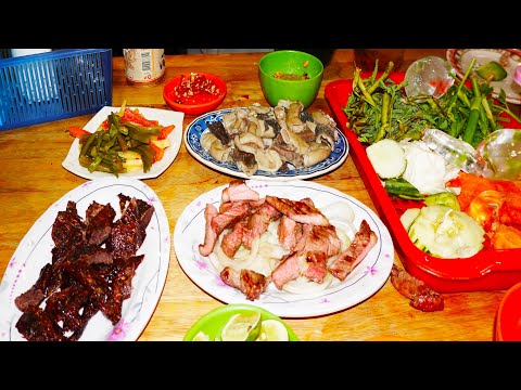 Street Food At Night Chhouk Meas Market, Phnom Penh Street Food Tour