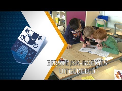 Eerste JSK-boekjes uitgedeeld - 11 januari 2019 - Peel en Maas TV Venray