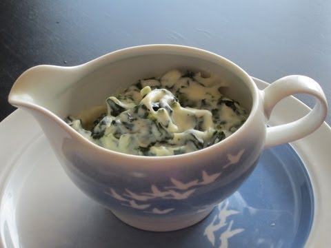 How To Make Homemade Creamed Kale Sauce (Grønlangkål) For Danish Summer Dishes