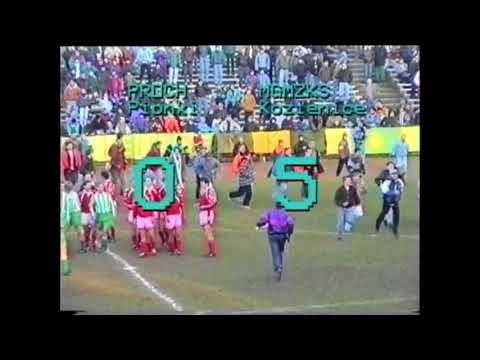 MKS KOZIENICE -  Proch Pionki. Wjazd MKS na murawę