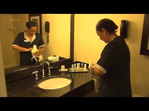 NYC Lawmakers Rally For Minimum Wage