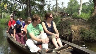 preview picture of video 'Kochi back water Canal tour Kerala'