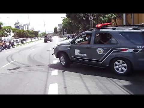 ROTA 123 ANOS   VIATURA HYLUX EM 2 RODAS   Show dos rodinhas na saída das viatura