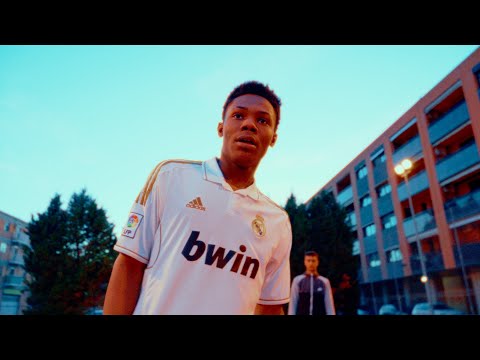 LEO FIFTEEN - GANG (Video oficial)