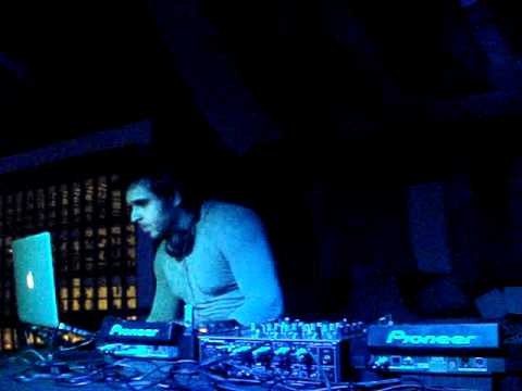 DJ -Netto Buck - 04-03-2011