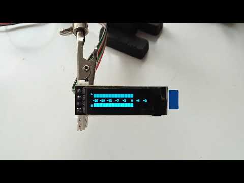 STEREO OLED VU METER with Peak Mem - Arduino demo