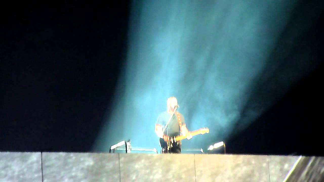 Comfortably Numb (HD), Roger Waters & David Gilmour Live, O2 12 May 2011, - YouTube