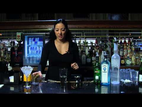 How to Make a Martini With Vodka and Olive Juice