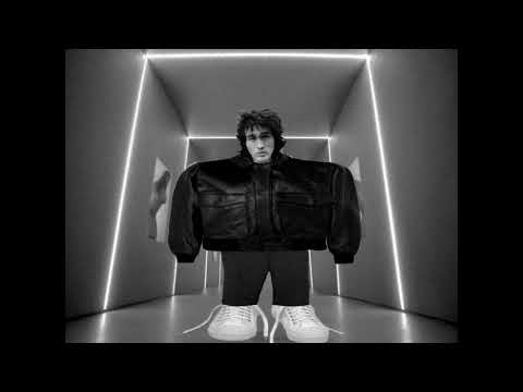 MOVIESTRAIFE - КРОВАВАЯ WHORE