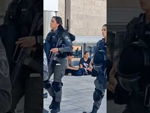 American Lady Police | American Military Lady #short #saudiarabia #shortvideo #shortsvideo #dubai