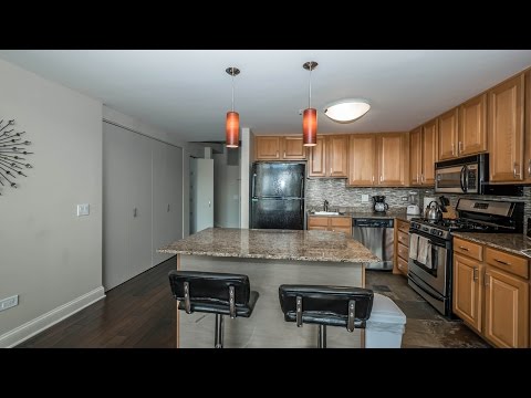 36th floor Penthouse level 2 bed furnished apartment