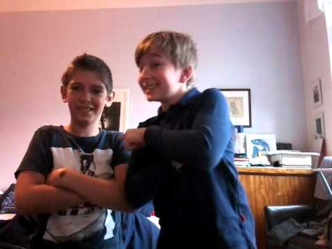 KDO NESKÁČE NENI ČECH