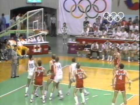 USSR vs Yugoslavia - Men's Basketball Final - Seoul 1988 Olympic Games