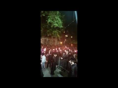 Shvuos in Satmar 5777 - Bagleiten