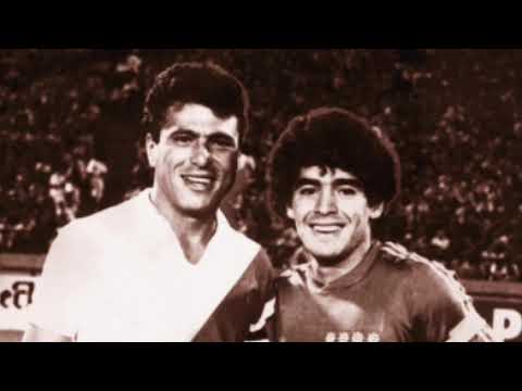 Maradona (Boca) versus Passarella (River).