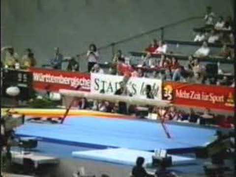 89 Worlds WAG Team Finals Pak Gyong Sil (PRK) BB