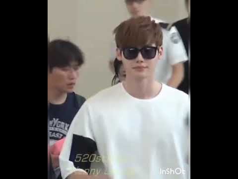 lee jong suk😊