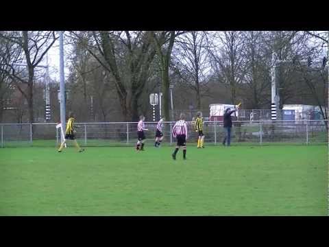 01 Alphense Boys D2-Rijnsburgse Boys D1 beginfase 1e helft