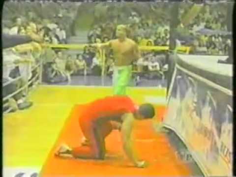 Rey Misterio Jr. vs. Eddie "Primo" Colon (2)