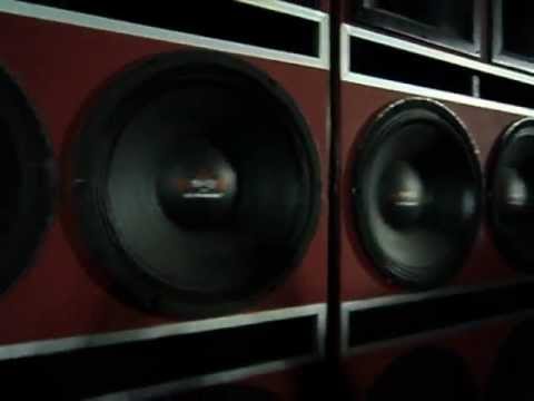 CARRETINHA REVOLUSOM ULTRAVOX