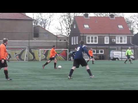 16 dec 2017 DHSC 10 - VV De Meern 10 com 4-2 Jesse op de paal