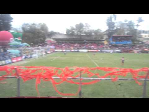 "Sigo siendo El Rey U5C vrs suchi 01/12/12" Barra: La Banda del Rojo &bull; Club: Municipal