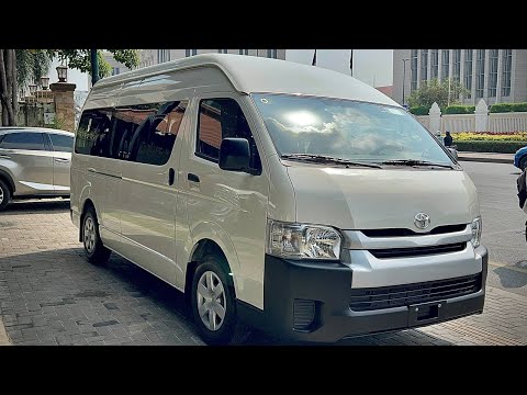 New toyota hiace 2023 12 Seats 3.0L white Color - interior exterior details