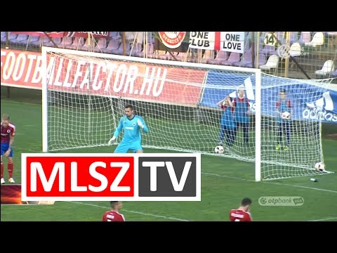 Felix Burmeister öngólja a Vasas FC – DVSC mérkőzésen