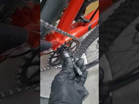 How to remove a crank set