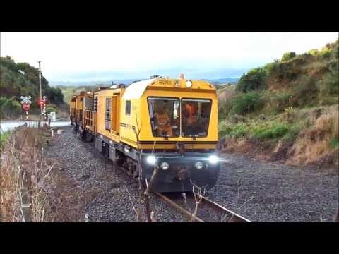 The Speno Rail Grinder At Kai Iwi 2013