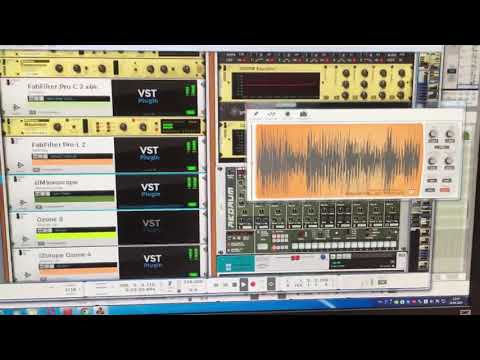 2JOHN’S, Nopopstar, Eugene Jay - Lion Heart (No Hopes)