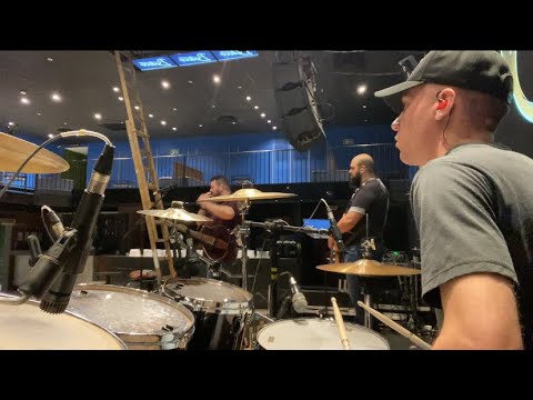 JOHN E ANDREI / PASSAGEM DE SOM BOTECO CHAPECÓ / ZEZÉ DE CAMARGO E LUCIANO