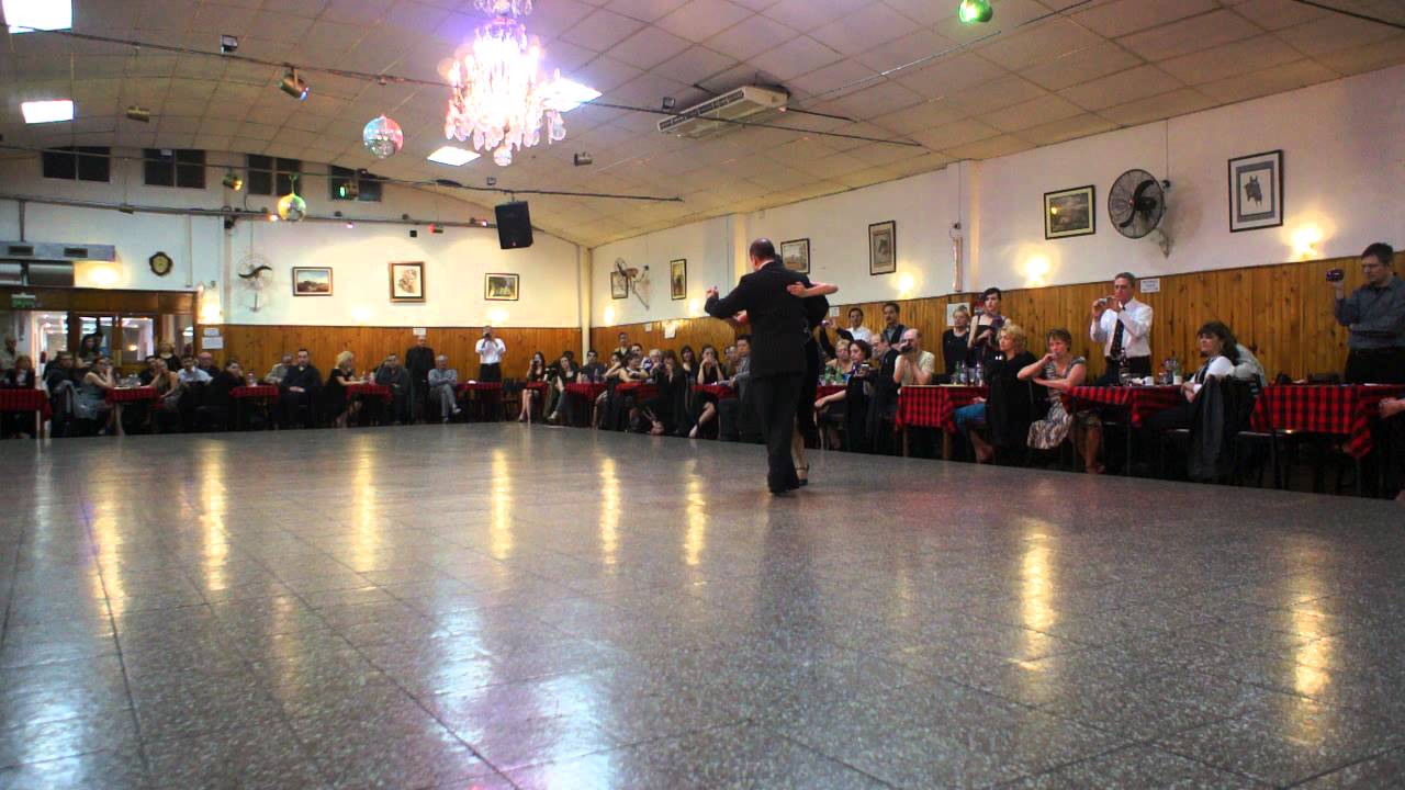 Diego Benavidez y Natasha Agudelo performances @ La Baldosa