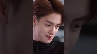 Download lagu he didn't know that she's a girl 😱#cdrama #drama #shorts mp3