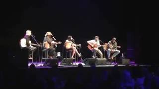 James Taylor singing Something in the way she moves