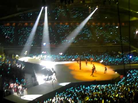110910 SHINee World Concert Singapore - Juliette [Fancam]