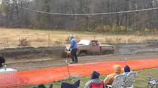 preview picture of video 'New Paris Mud Bog Day 2 10-28-12'