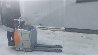 Still EXU SF-20 electric pallet truck | Image 4 - Machineryline