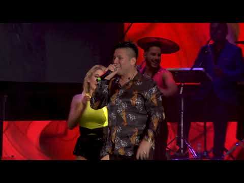 Maricarmen Marin y Deyvis Orosco 20 años - Mix El Arbolito y Pecadora