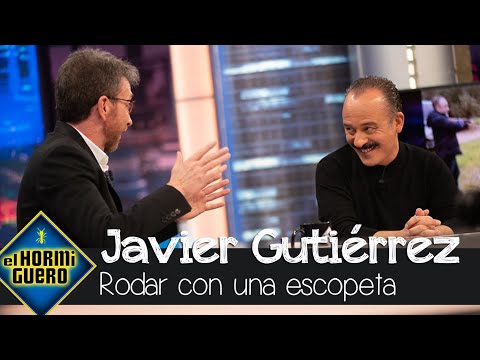 Javier Gutiérrez rodando con una escopeta: “Quería que yo aprendiese a disparar” - El Hormiguero